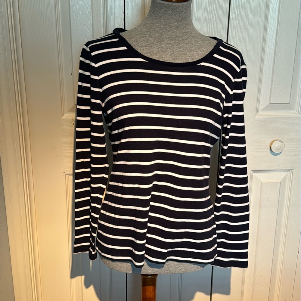 EUC Dressbarn Long Sleeve Top